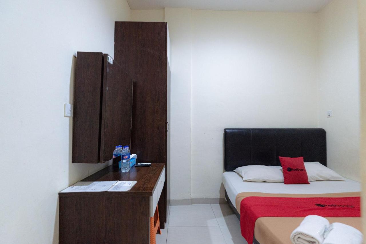 מלון Reddoorz At Nagoya Indah Batam מראה חיצוני תמונה